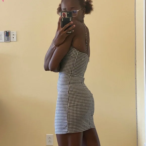 URBAN OUTFITTERS CHECKERED BODYCON MINI DRESS - Picture 2 of 2